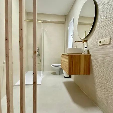 El Ventanal Del Viajero